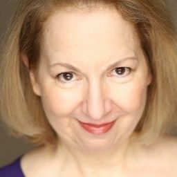 Eileen Kearney 飾演 Marie