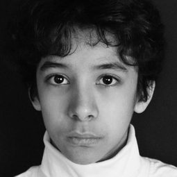 班傑明博塔尼 飾演 Mel