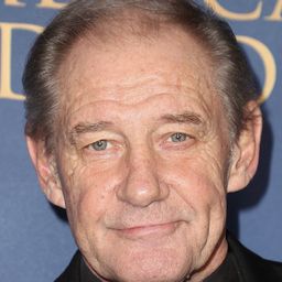 丹尼·文森 飾演 Little Doug