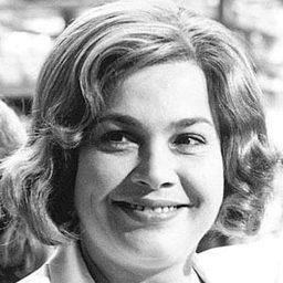 Míla Myslíková 飾演 Katerina Durová