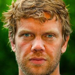 山姆·瑞福 飾演 Contractor Jimmy