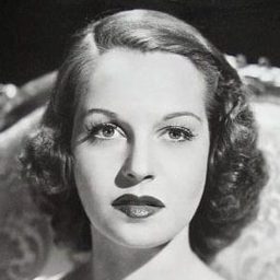 Betty Field 飾演 Mae