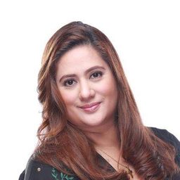 Sharmaine Arnaiz 飾演 