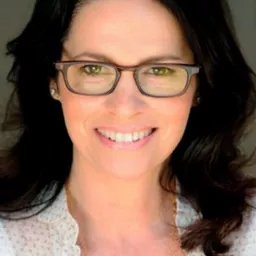 Amanda Silver - 阿凡達 3編劇