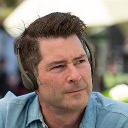 Steve Richards - 甜心的報復演員 飾演Peaches