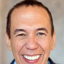 吉伯特·加德弗萊 飾演 Iago (voice)