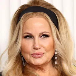 珍妮佛·庫里姬 - 美國派：高潮再起演員 飾演Stifler's Mom