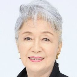 草笛光子 飾演 Kiyo Takayama