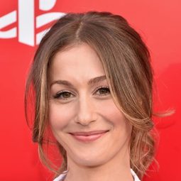 凱特·福斯特 - 絕望之路演員 飾演Dana