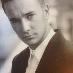 Bret Aaron Knower - 終極警報演員 飾演Soldier