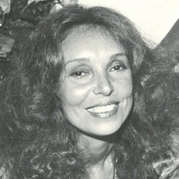 Maria Lúcia Dahl 飾演 Mulher de Ulisses