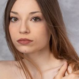 Camilla Rinaldi 飾演 Giada