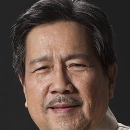 Leo Martinez 飾演 Tonio