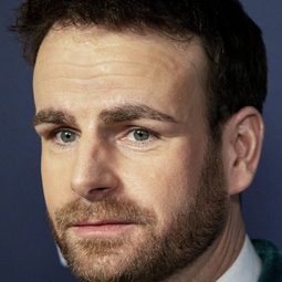 Henry van Loon - Huisvrouwen bestaan niet 2演員 飾演