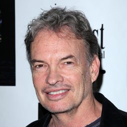 Gary Graham 飾演 Dave Metzger