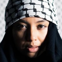 Mizz Nina 飾演 Bang Nasir's Wife