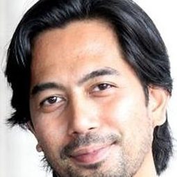 Wan Raja 飾演 Appraiser