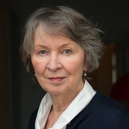 Elisabeth Schwarz 飾演 Oberin