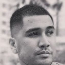 Zidni Hakim 飾演 Candra