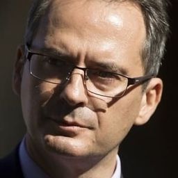 克裏斯托·格羅澤夫 飾演 Self