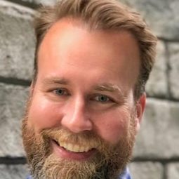 馬克·湯普森 飾演 Sea King (voice)