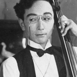 小林十九二 - 二十四隻眼睛演員 飾演Matsue no Chichi