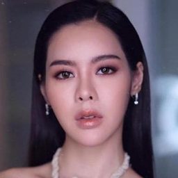 波麗雀亞·彭檀娜妮可 飾演 Pleng