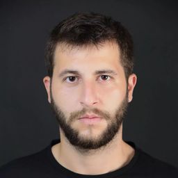 Tugay Bahşi - 療傷旅程演員 飾演Waiter