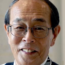 誌賀廣太郎 飾演 