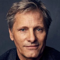 維高摩天臣 飾演 Self