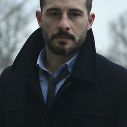 Paolo D Bovani 飾演 Carabiniere Arresto #4