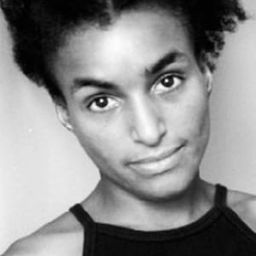 Laura Sampedro - A Perfect Day演員 飾演Assja