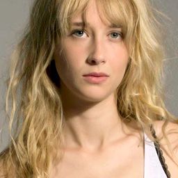 Ingrid García-Jonsson 飾演 