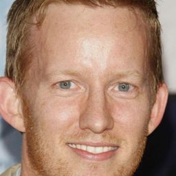 A·D·邁爾斯 - 模範大哥哥演員 飾演Martin