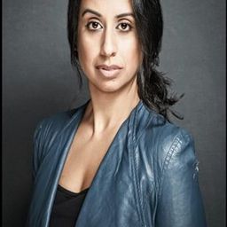 Sarita Van Dyke - Love on a Limb演員 飾演Brunette Woman