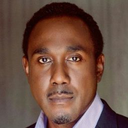 Lorenzo Hugues - 希薇的愛演員 飾演Melvin Carmichael