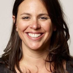 泰也韋斯拿 - 歇斯底裏導演