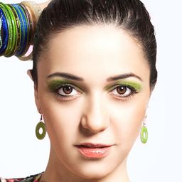 納德·克魯希 飾演 Mehru