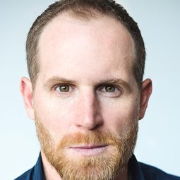 亞歷山大·戈耶特 飾演 Patrick