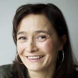 Nina Hedström 飾演 Vera Stiller