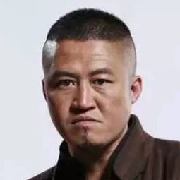 岳冬峰 飾演 Old Man