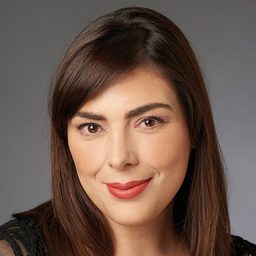 胡莉葉塔·瓦耶納 飾演 Alicia