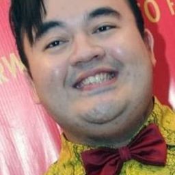 Opi Bachtiar - Toko Barang Mantan演員 飾演Bobi