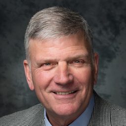 Franklin Graham 飾演 himself