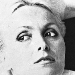 Patrizia Mayer - 異鄉夢演員 飾演