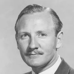 萊斯里·菲力普 - Two Golden Balls演員 飾演Viscount Osgood