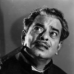 蓋加南·賈格達 飾演 High School Principal