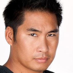 Jonathan Eusebio - 永不退縮演員 飾演Dak Ho