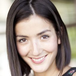 艾倫迪拉·伊巴拉 - 22世紀殺人網絡 復活次元演員 飾演Lexy