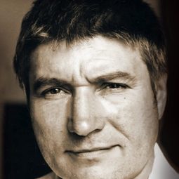 Gérard Darrieu 飾演 Boulet